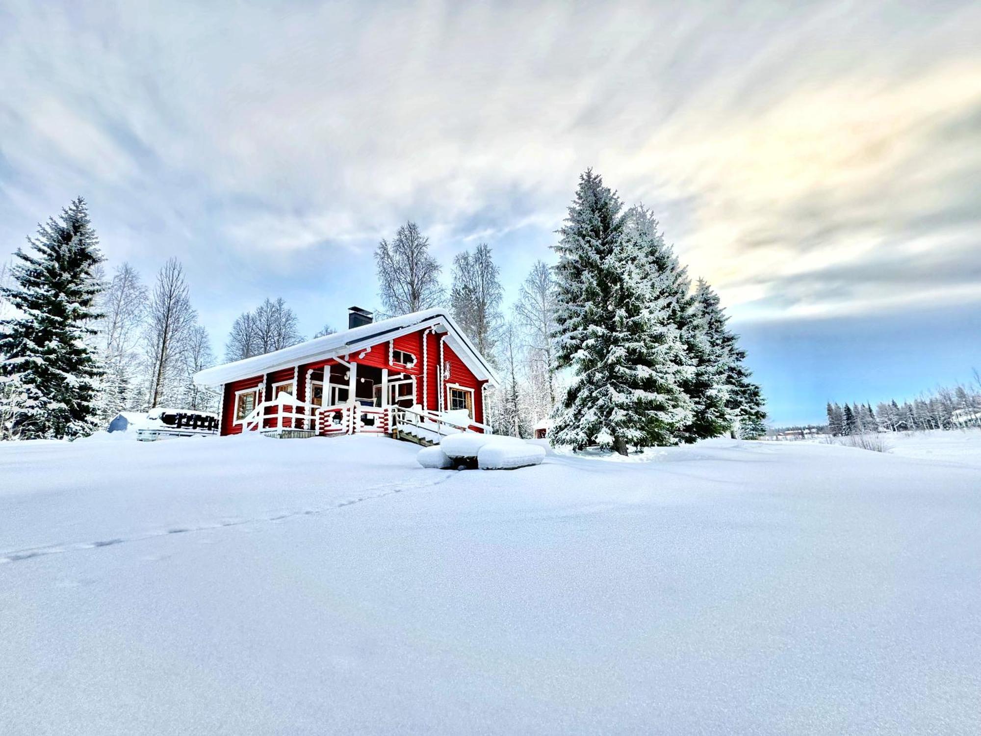 Lapin Villa Hiisi Joen Rannalla Ranua Exterior foto