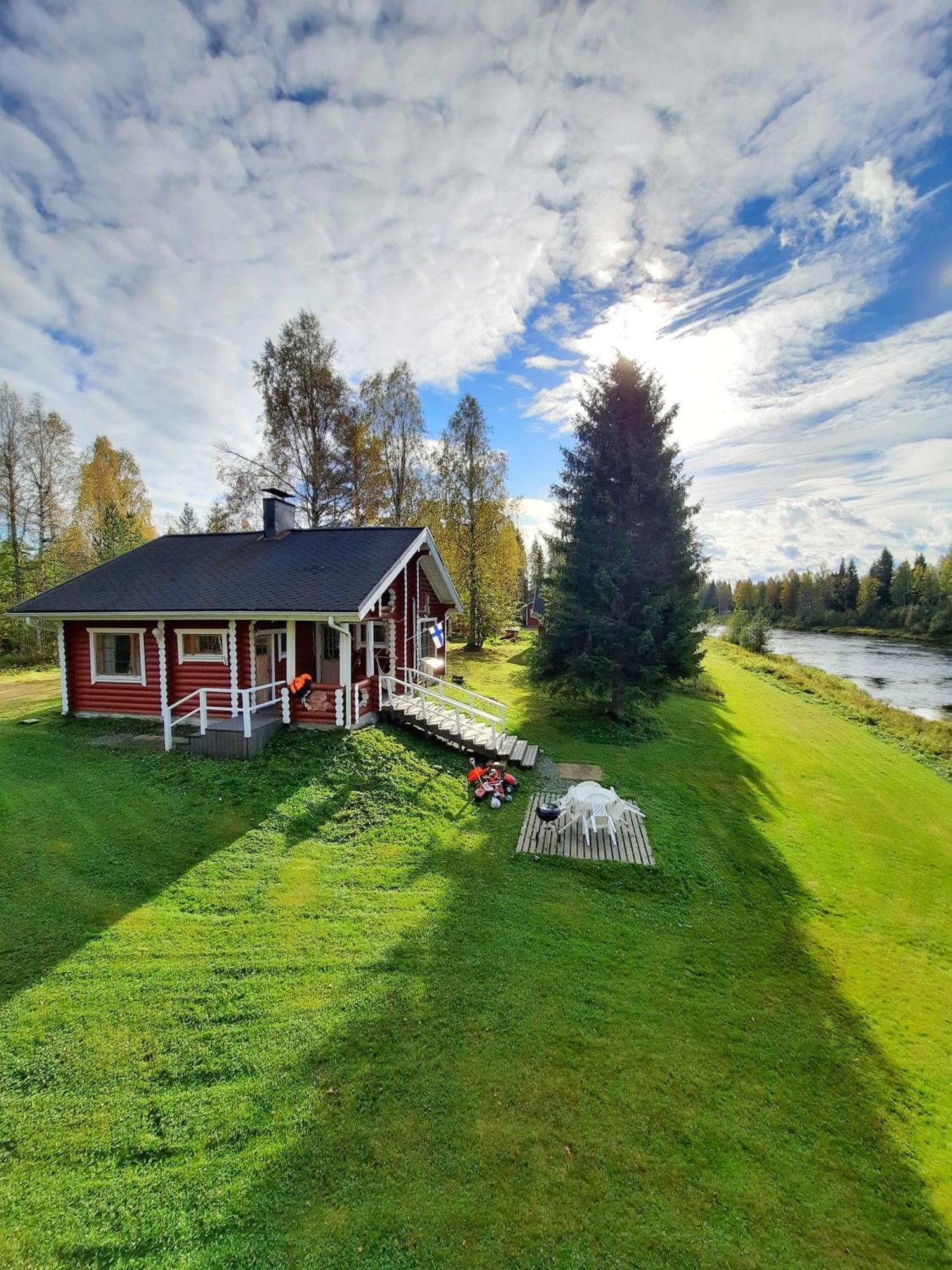 Lapin Villa Hiisi Joen Rannalla Ranua Exterior foto