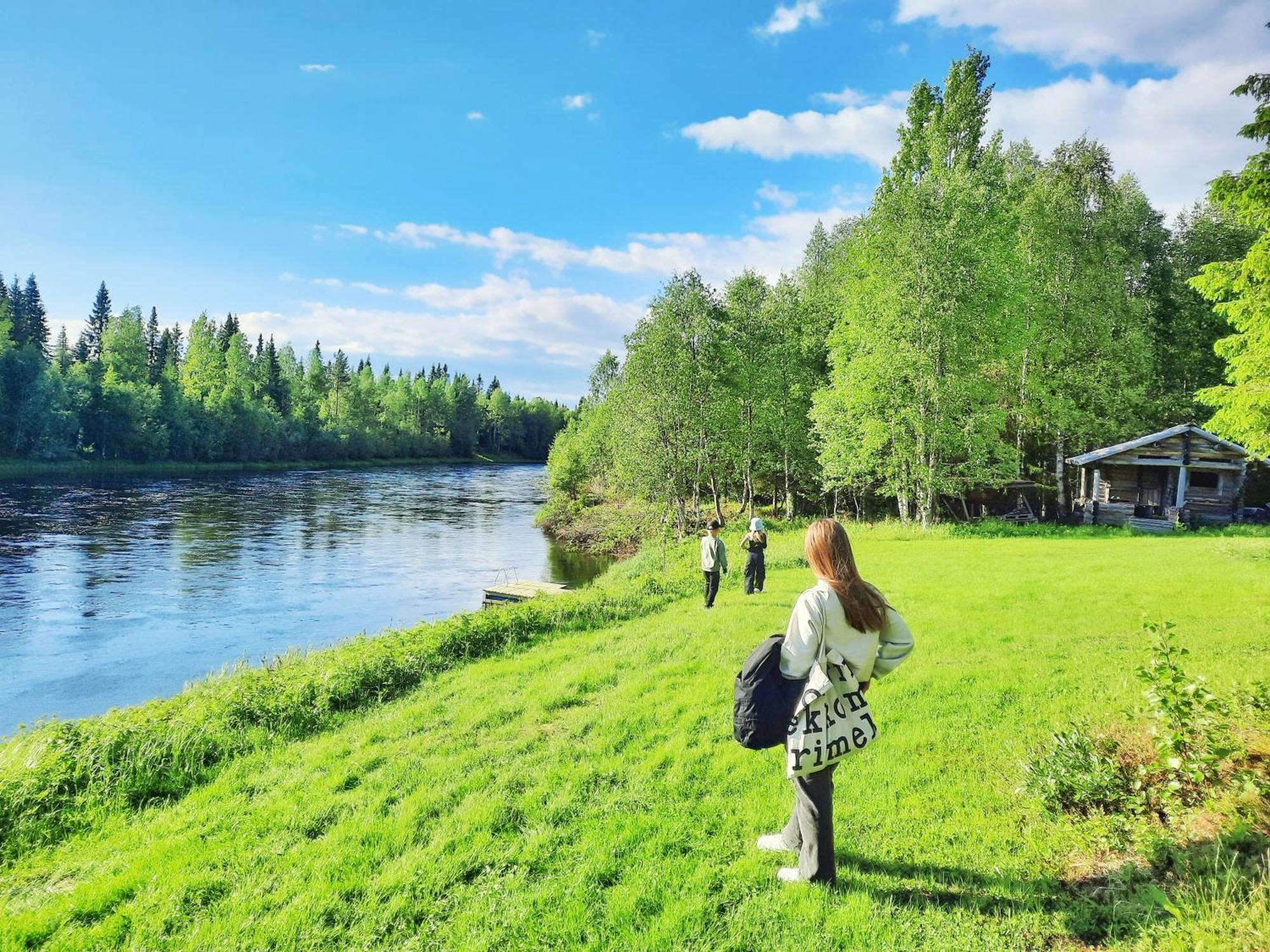 Lapin Villa Hiisi Joen Rannalla Ranua Exterior foto
